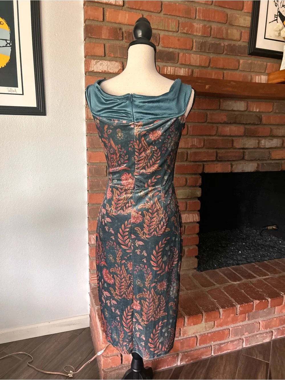 Averie Halley Off Shoulder Velvet Midi Dress in Flowery Print Cobalt Blue Sz L - Picture 8 of 11